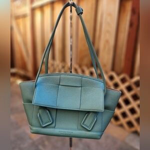 NEW Bottega Veneta French Calfskin Maxi Intrecciato Arco - Gorgeous Color!